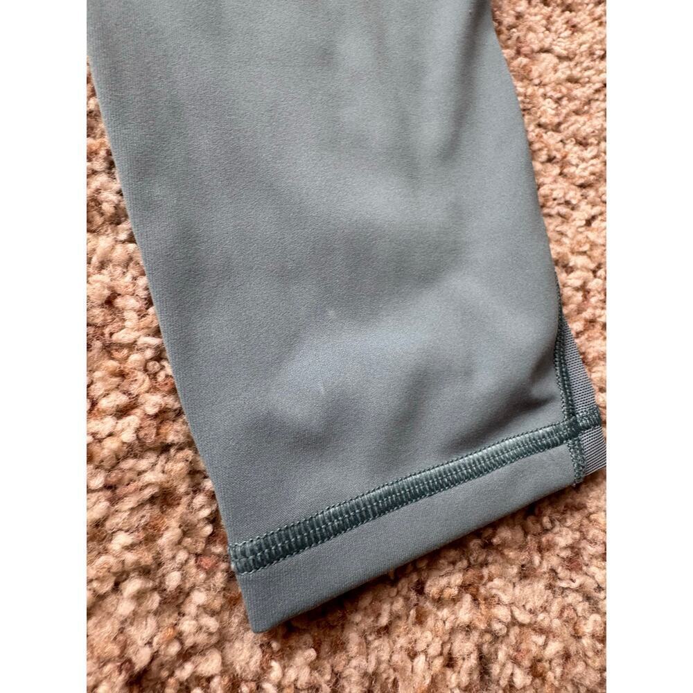 LULULEMON ALIGN No Line, High Rise Leggings, Green/Gray; size 6 - Picture 9 of 12
